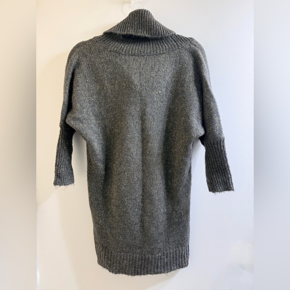 Express charcoal gray cowl neck dolman sleeve tunic sweater Size S NWT - Picture 3 of 7